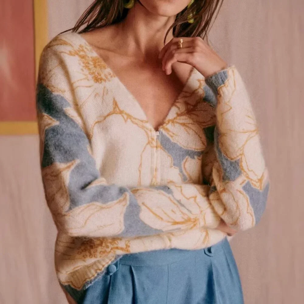 BEST Sezane Lisette Jumper XS/M Celeste Blue Floral Cardigan French Knit Sweater - Picture 3 of 8